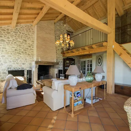 Family Chateau Retreat Nyaraló