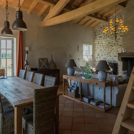 Family Chateau Retreat *